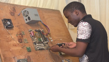 <span>level 6 BSc</span>BSc(Hons) in Computing